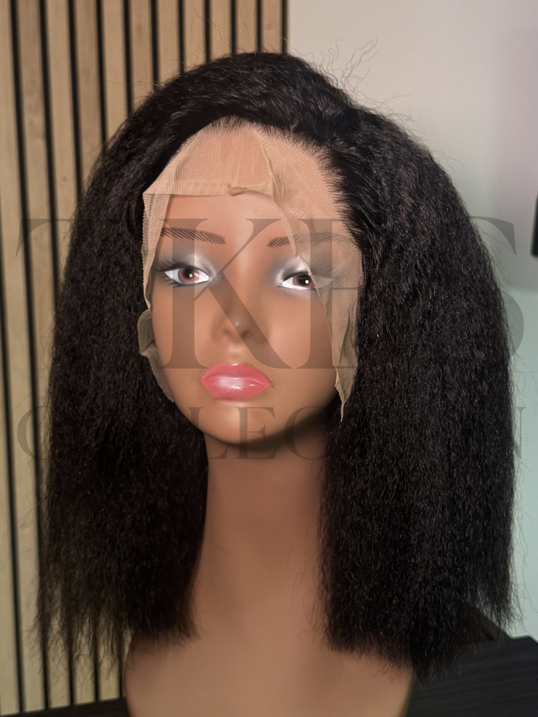 KINKY STRAIGHT - 13X4 CLOSURE  - 12 POUCES